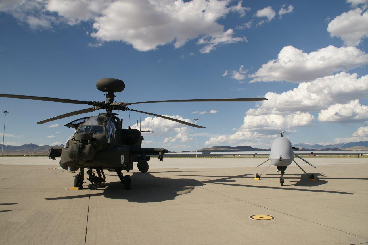 Gray Eagle (w/Apache helicopter)